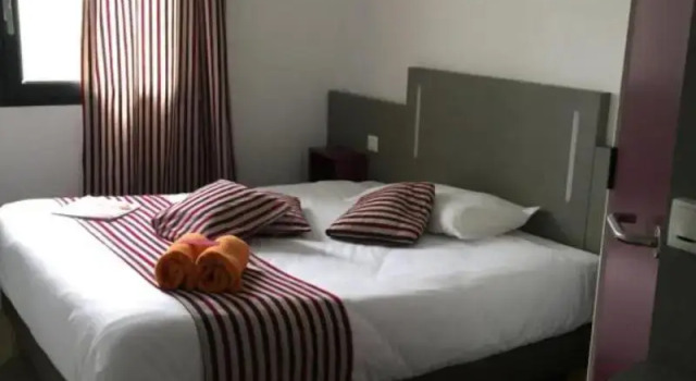 Трёхместный номер Standard Kyriad Direct La Rochelle Aytré