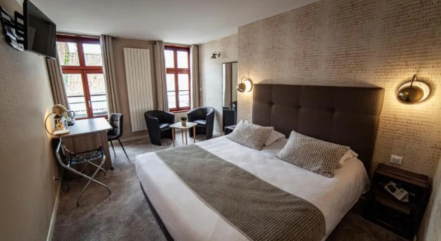 Двухместный номер Comfort Logis Hôtel & Restaurant - Les Hauts de Montreuil