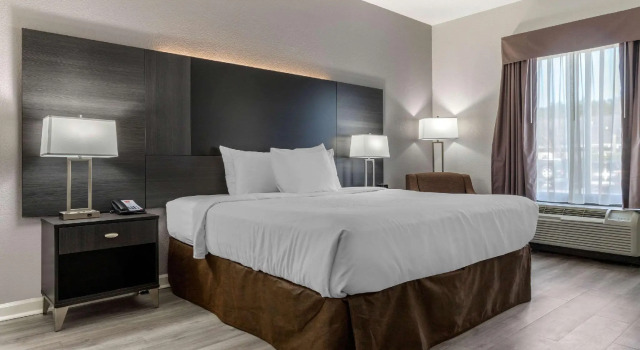 Двухместный номер Standard Econo Lodge at the University
