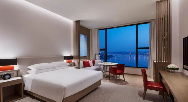 Двухместный Club Access номер с видом на реку Hyatt Regency Zhuzhou