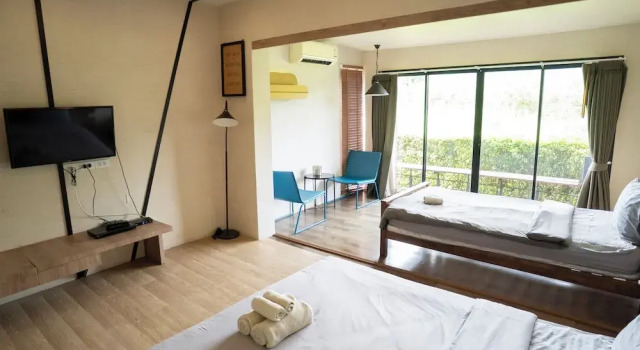 Трёхместный номер Deluxe с балконом Hyde 198 Homeresort