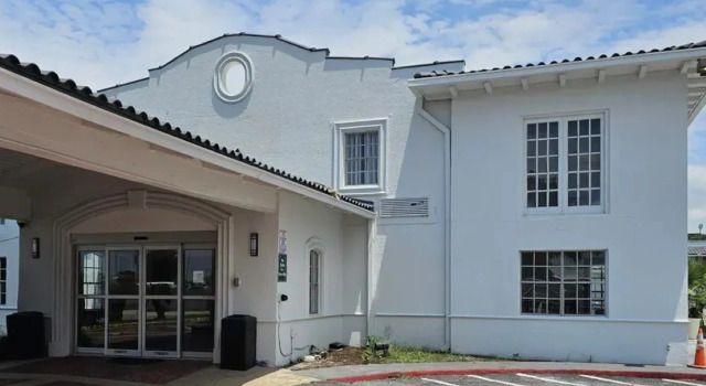 La Quinta Inn New Orleans #508, Забронировать Отель Метари Луизиана, рядом с Thirty-Five O One Seventh Avenue Shopping Center