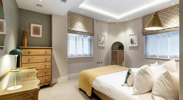 Коттедж Pepys House: A Modern Touch of History
