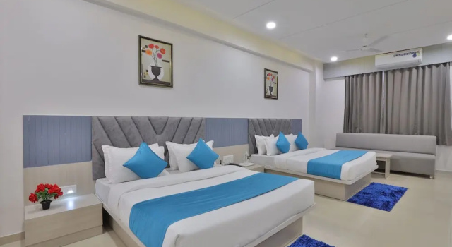Четырёхместный номер Deluxe Hotel Premium Villa
