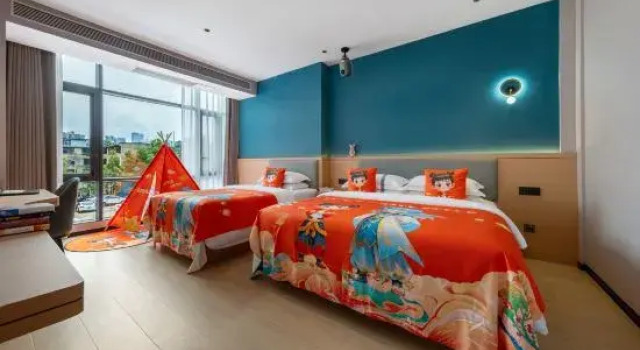 Семейный тент Yuegui · Baiyue MAX Cinema Garden Hotel (Guiyang Jiaxiu Building Qingyun Market Branch)