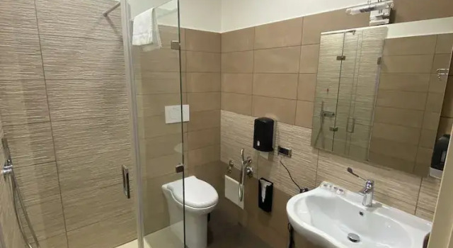 Четырёхместный номер Standard LUAL Bleisure Hotel
