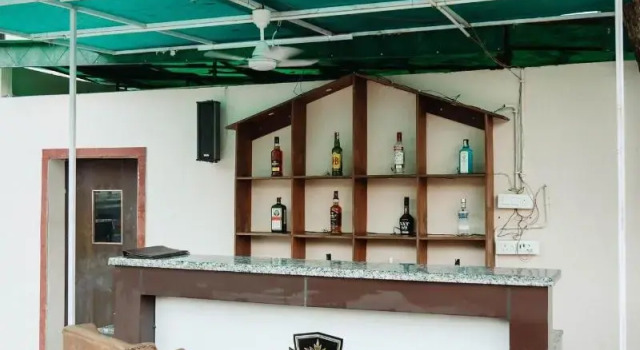 Hotel the Hind, Забронировать Отель Отели штата Раджастхана с парковкой, Парковка