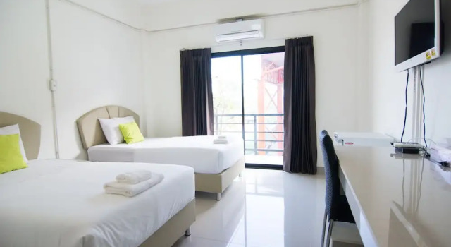 Двухместный номер Standard с балконом Sunee Boutique Hotel