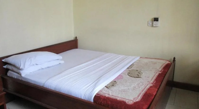 Royal Court Hotel, Buchen Sie Hotel Sinza Daressalam
