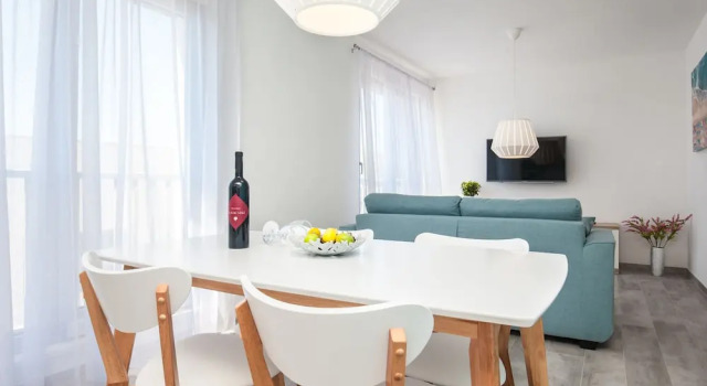 Апартаменты Premium c 1 комнатой с видом на море Apartments Dva Galeba