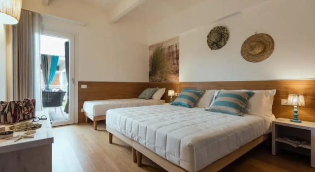 The Chic Lino Delle Fate Eco Resort 2 Bed Bungalow Sleeps 7, Prenota Resort Hotel a Veneto con piscina, Piscina