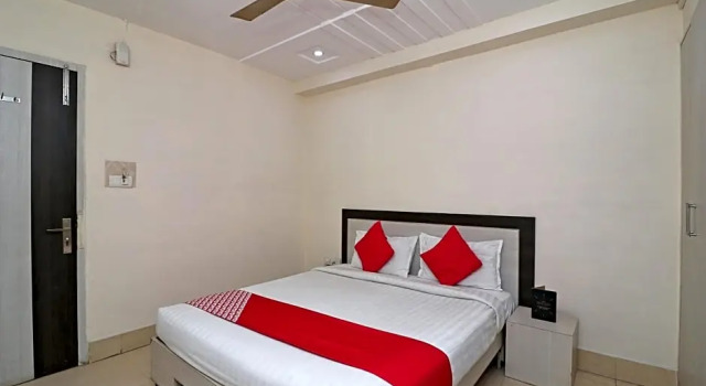 Номер Deluxe Hotel Mandiram