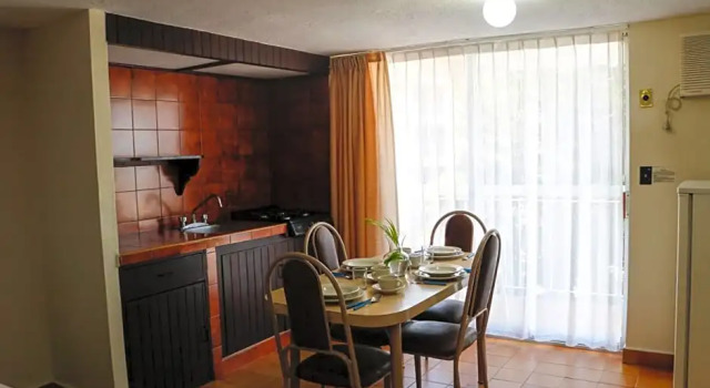 Номер Standard с видом на бассейн Alba Suites Acapulco