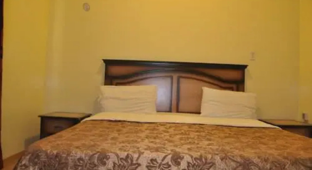 Vip Building-Al Buainain Apartment