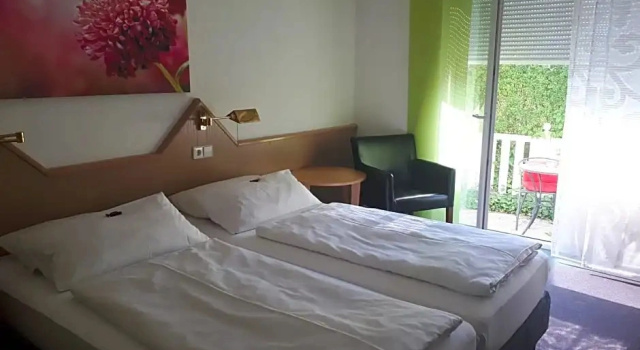 Номер Standard с балконом Hotel Garni Sand