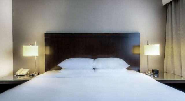 Номер Standard DoubleTree by Hilton Los Angeles Norwalk