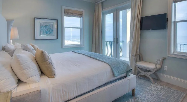 La Mer 6 Bedroom Holiday Home by Five Star Properties