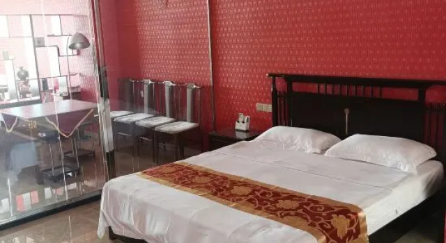 Люкс HWN Hotel