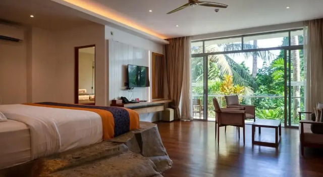 Люкс Beacon By The Bay Villas and Suites by the Clarks
