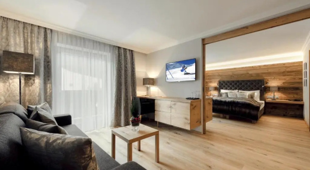 Люкс Alpines Gourmet Hotel Montanara