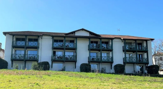 Appartement Cambo-les-Bains, 1 pièce, 2 personnes - FR-1-495-100, Prenota Appartamento Hotel a Aquitania con parcheggio, Parcheggio