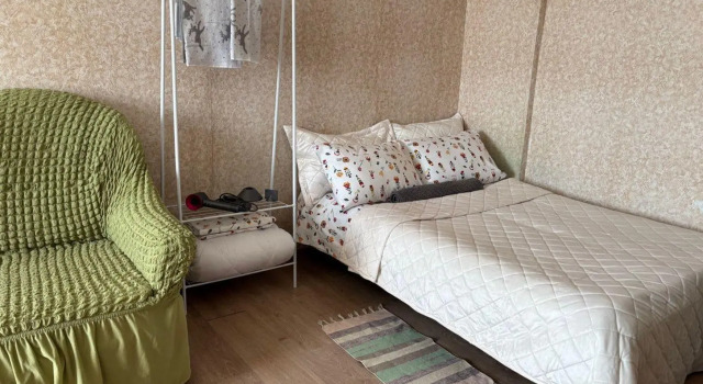 Apartments on Vishnevsky 7, Prenota Appartamento Kaluga 