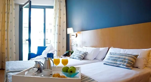 Трёхместный номер Standard Hotel Palacio de Aiete
