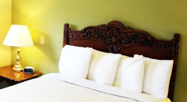 Mendota Lake House Inn, Book Pension Hoteller i Madison med parkering, nær Capitol Square, Parkering