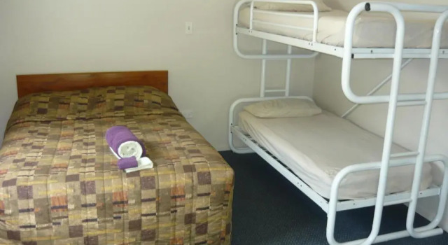 Двухместный номер Standard Alexanders Holiday Park