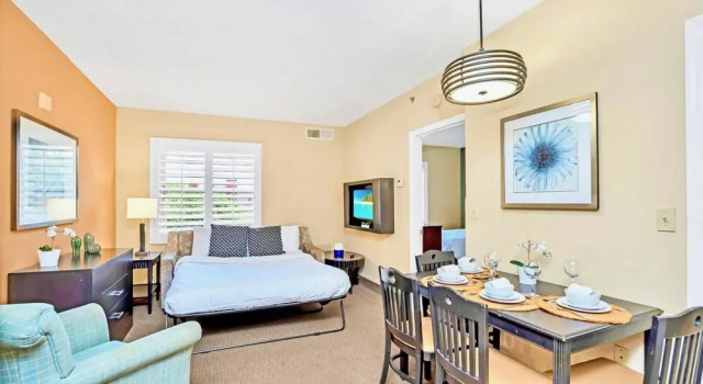 1BR With Two Queens - BBQ Grill Pool Hot Tub