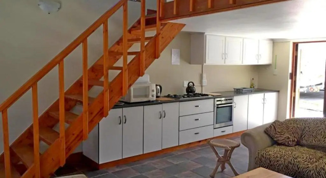 8 on Main (Adults Only), Забронировать Отель Витсанд Заповедник De Hoop