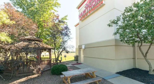 Hawthorn Suites By Wyndham Louisville/jeffersontown, จอง โรงแรม ลุยส์วิลล์ Louisville Metropolitan Area