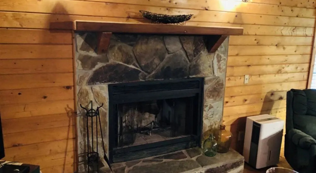 Covered Bridge Cabin, Buchen Sie Hotel Ellijay Georgia