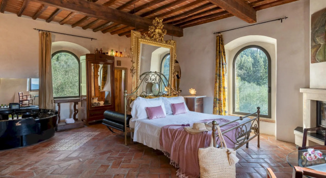 Torre Al Poggio 8 in Calenzano, Buchen Sie Villa Villen in Calenzano, Villa