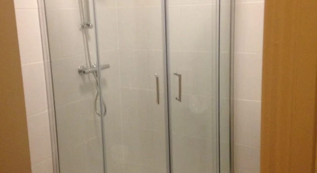 Трёхместный номер Standard Strawberry Bank Hotel, NEC
