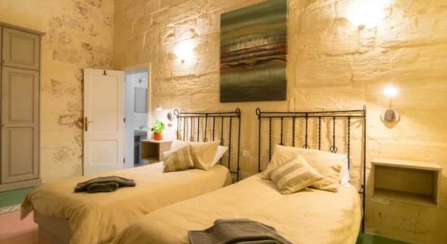 Ta' Kikka, Varaa Lomakoti Xaghra Gozo
