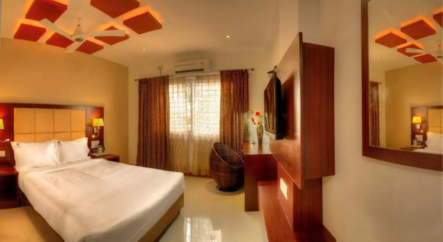 Hotel Rajmahal Inn