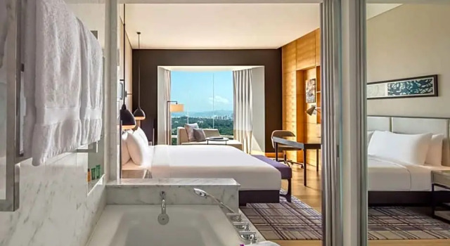 Двухместный номер Executive с видом на озеро Hilton Kuala Lumpur