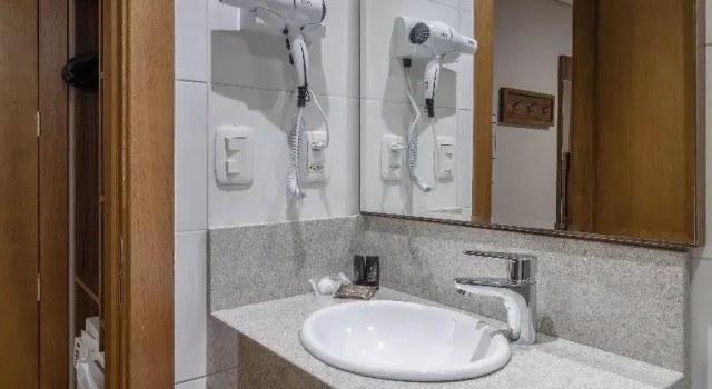 Одноместный номер Economy Hotel Fioreze Centro