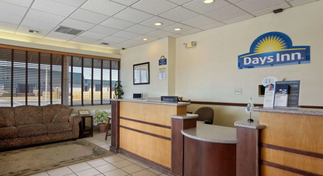 Days Inn by Wyndham Salina South, Prenota Hotel Salina Kansas