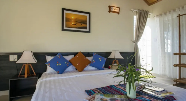 Вилла с 3 комнатами с красивым видом из окна HA Devan Hoian Pool Villa