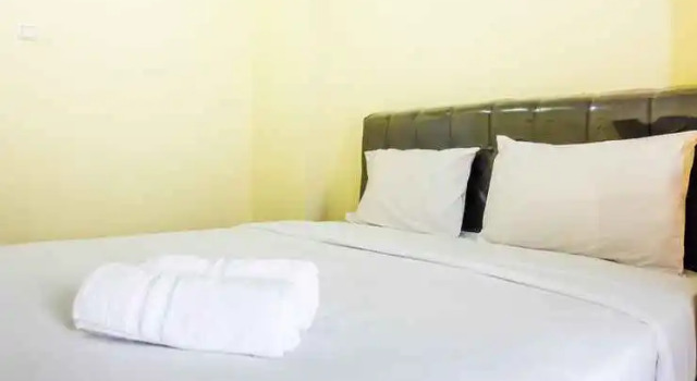 Compact and Cozy Studio Apartment Green Pramuka City By Travelio, Book Apartment Jakarta Jakarta Province