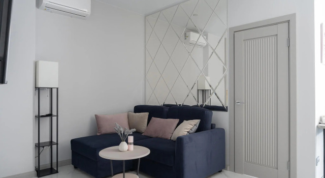 Real Apartments на Цюрупы, Забронировать Апартаменты/квартира Отели Сочи с бассейном, рядом с Храм Владимира Равноапостольного, Бассейн