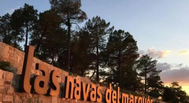 Del Marqués, Забронировать Отель Лас Навас дель Маркес Sierra de Guadarrama, рядом с Camino de las Esculturas