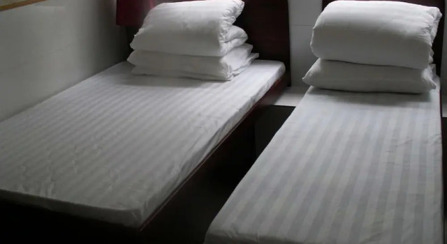 Трёхместный номер Standard Lung Wa Hotel