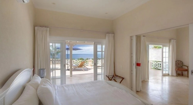 Villa Aquilae, Prenota Villa Hotel a Saint James con parcheggio, Parcheggio