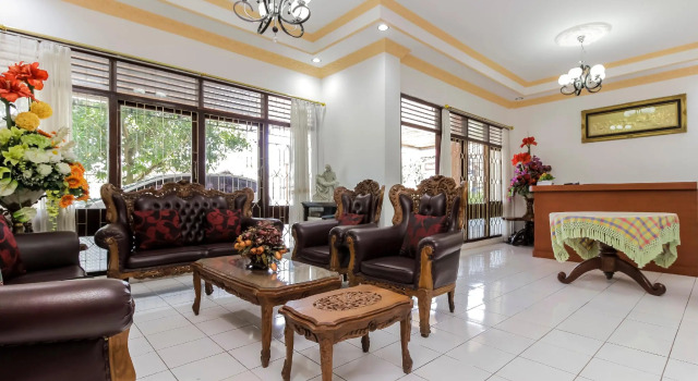RedDoorz near Sam Ratulangi Airport