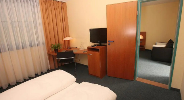 Полулюкс Transmar Travel Hotel