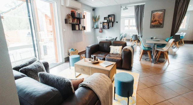 Studio for 4 Near Pyrenees Ski Slopes, Book Lejlighed Lejligheder i Ariège, Lejlighed