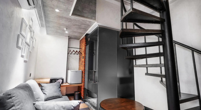 Полулюкс A&R Urban Hotel